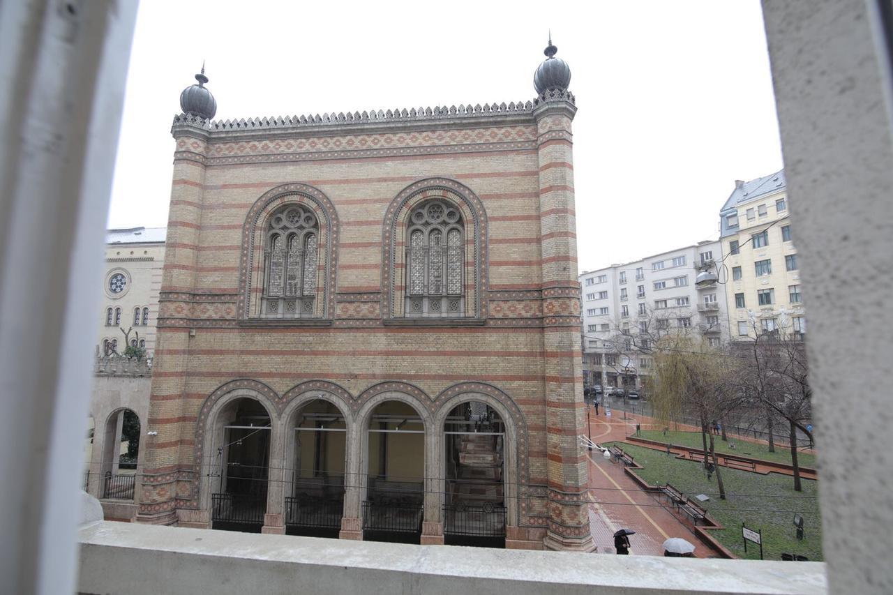 Jacuzzi Sinagoga View Leilighet Budapest Eksteriør bilde